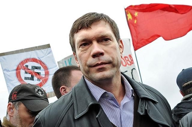 Царев из Крыма пригрозил предпринять "максимум неприятностей киевским властям" Царев из Крыма пригрозил предпринять "максимум неприятностей киевским властям"