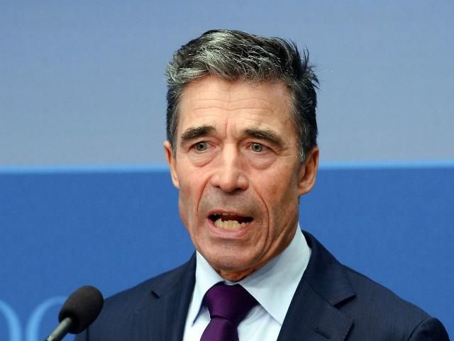 НАТО призывает Россию вернуть Крым Украине НАТО призывает Россию вернуть Крым Украине