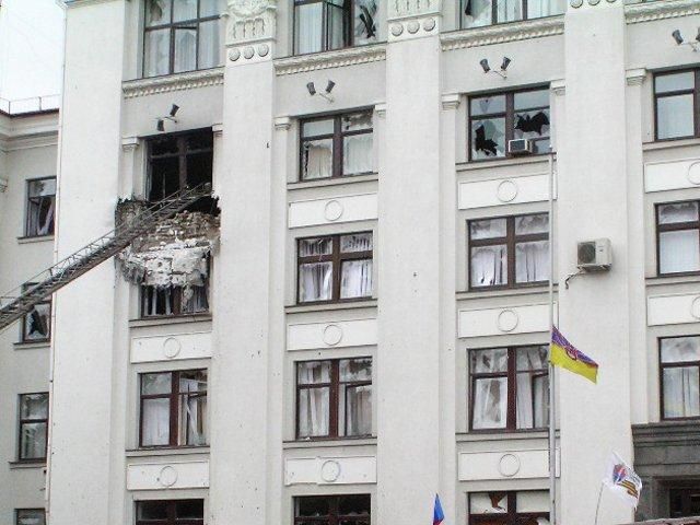 Від вибуху в Луганській ОДА 8 людей загинули і 11 госпіталізовано, — МВС 