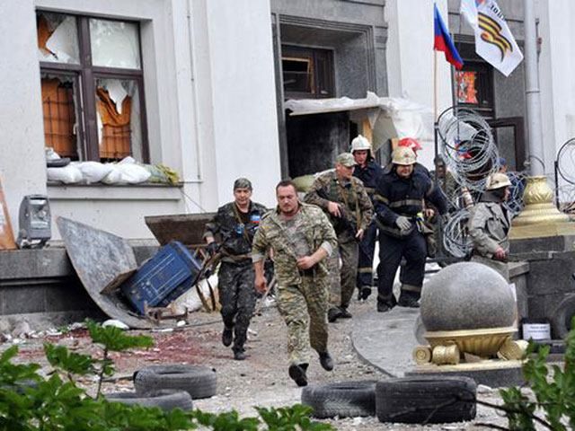 Стали известны имена семи погибших в Луганской ОГА