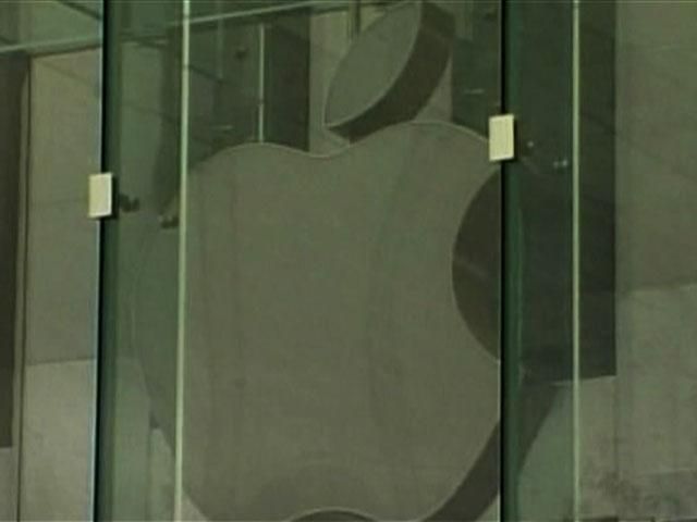 Сегодня празднует день рождения первый серийный компьютер Apple ІІ Сегодня празднует день рождения первый серийный компьютер Apple ІІ