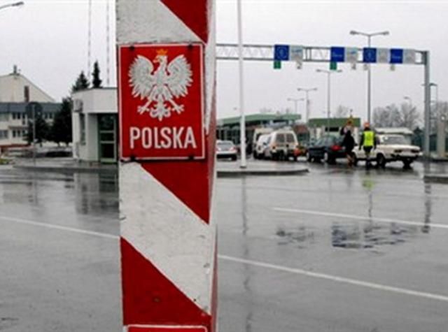 Біженці з Донбасу шукають притулок у Польщі Біженці з Донбасу шукають притулок у Польщі