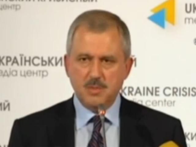 Порошенко не будет затягивать рассмотрение вопроса о введении военного положения, - Сенченко