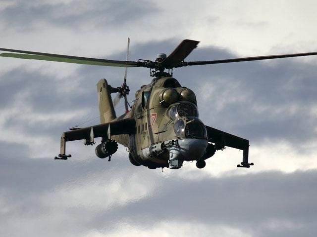Террористы повредили 2 украинские Ми-24, есть раненые, - Селезнев