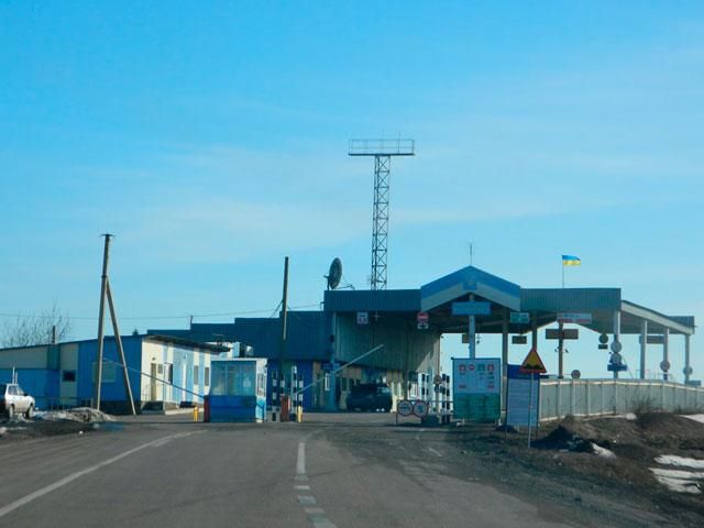 Возле пункта пропуска "Мариновка" начался бой Возле пункта пропуска "Мариновка" начался бой