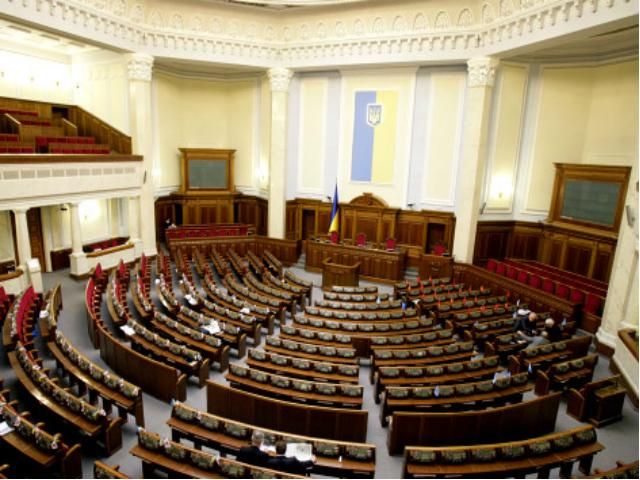 На вечернем заседании Рада не приняла ни одного решения - не хватало голосов На вечернем заседании Рада не приняла ни одного решения - не хватало голосов