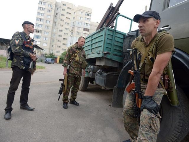 В Алчевську терористи захопили будівлю СБУ, — ЗМІ