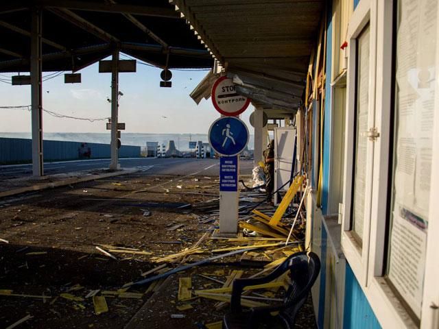 Пункт пропуску "Маринівка" після 6-годинного бою (Фото. Відео) Пункт пропуску "Маринівка" після 6-годинного бою (Фото. Відео)