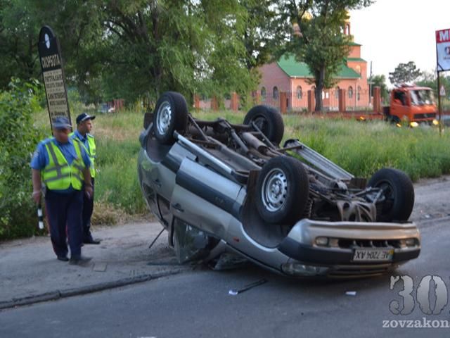 Пьяный экс-губернатор Днепропетровщины спровоцировал ДТП, есть раненые (Фото. Видео) Пьяный экс-губернатор Днепропетровщины спровоцировал ДТП, есть раненые (Фото. Видео)