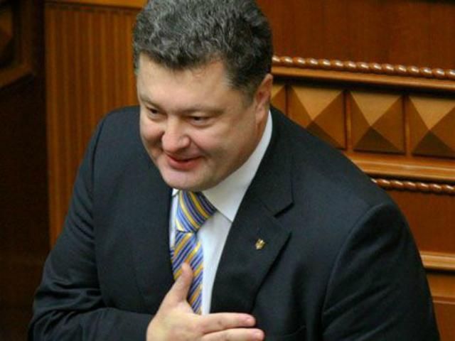 Порошенко обратился с речью к украинцам Порошенко обратился с речью к украинцам