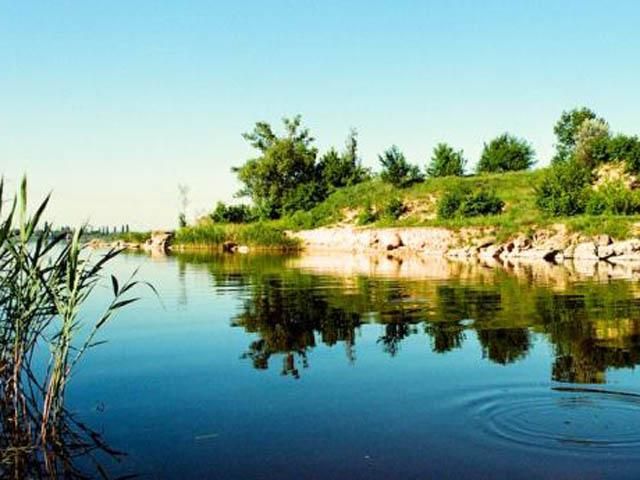 Терористи захопили Карлівське водосховище Терористи захопили Карлівське водосховище