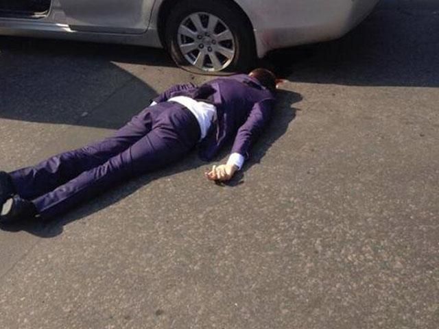 В центре Донецка застрелили помощника Пушилина (Фото, Видео) В центре Донецка застрелили помощника Пушилина (Фото, Видео)