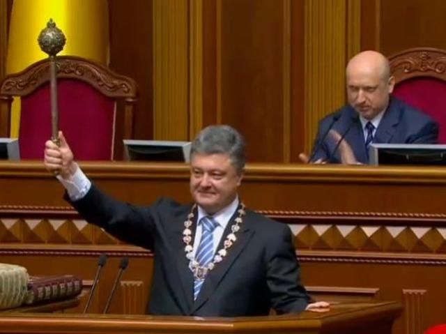 В Харькове почти 70 человек протестовали против инавгурации Порошенко В Харькове почти 70 человек протестовали против инавгурации Порошенко