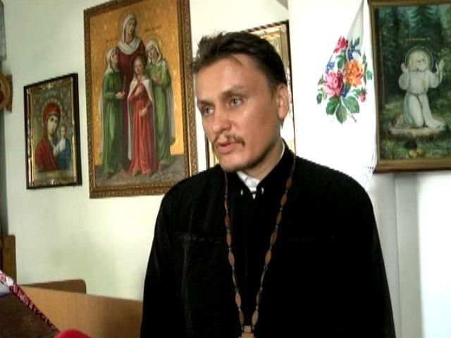 Біженцям зі Сходу допомагають не так влада, як самі українці Біженцям зі Сходу допомагають не так влада, як самі українці