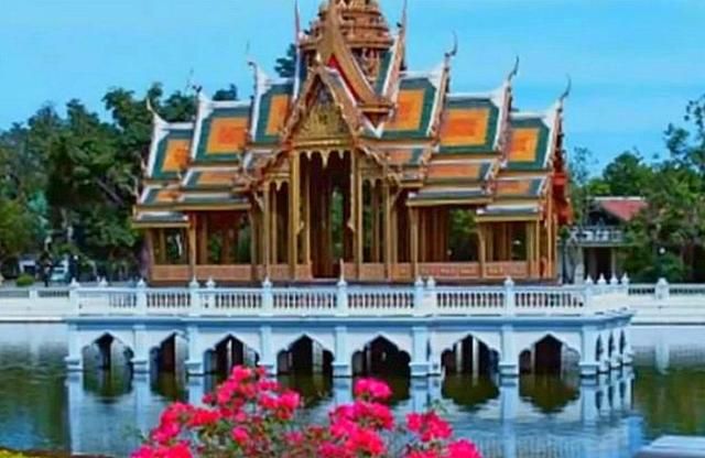 Палаци Таїланду: у головній резиденції країни вирощують рис та риболовлять