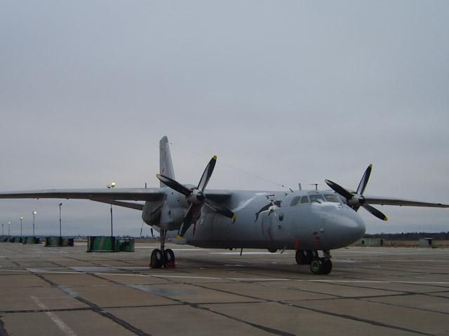 Знайшли тіла ще двох членів екіпажу збитого під Слов'янськом літака Знайшли тіла ще двох членів екіпажу збитого під Слов'янськом літака