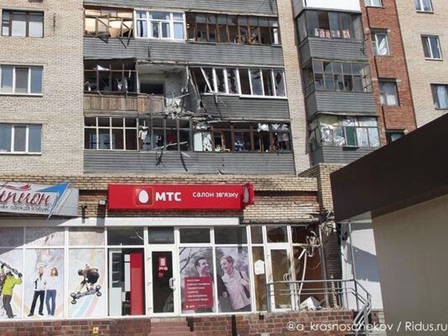 Слов’янськ після обстрілу: згарище і руїни в центрі міста (Фото. Відео) Слов’янськ після обстрілу: згарище і руїни в центрі міста (Фото. Відео)