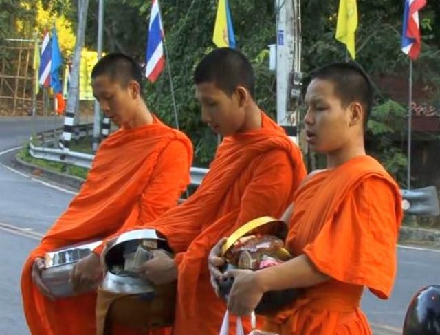 Таиланд: главное - спокойные люди и улыбка Таиланд: главное - спокойные люди и улыбка