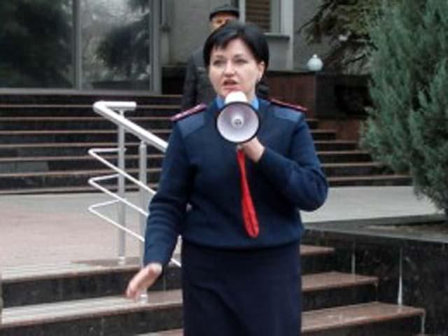 Луганские милиционеры обнаружили два трупа в угнанном автомобиле Луганские милиционеры обнаружили два трупа в угнанном автомобиле