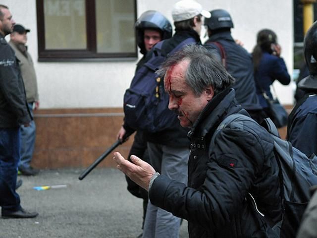 У Донецьку викрали активіста Євромайдану У Донецьку викрали активіста Євромайдану