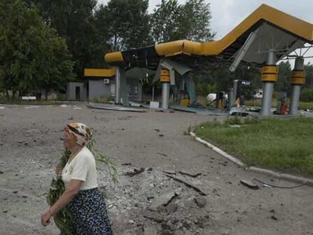 Под Славянском и в Краматорске снова взрывы и стрельба Под Славянском и в Краматорске снова взрывы и стрельба