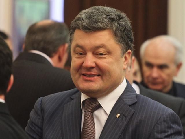 Порошенко хоче діалогу з Росією задля безпеки Порошенко хоче діалогу з Росією задля безпеки