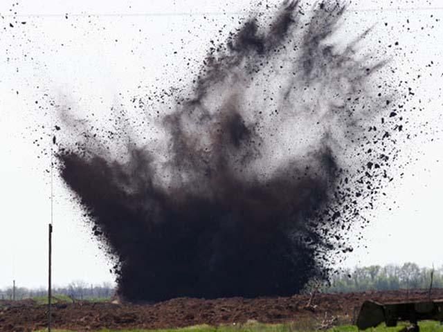 Невідомі підірвали міст у Донецькій області Невідомі підірвали міст у Донецькій області
