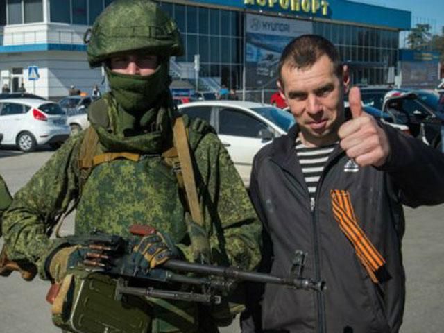 Крымская псевдовласть дала официальный статус сепаратистской "самообороне"