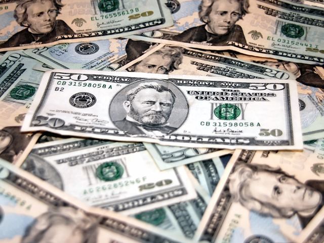 Доллар постепенно стабилизируется Доллар постепенно стабилизируется