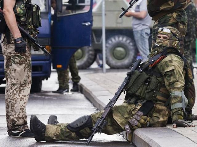 В Луганскую область прибыло 200 вооруженных диверсантов из Краснодара и Казахстана, — СМИ