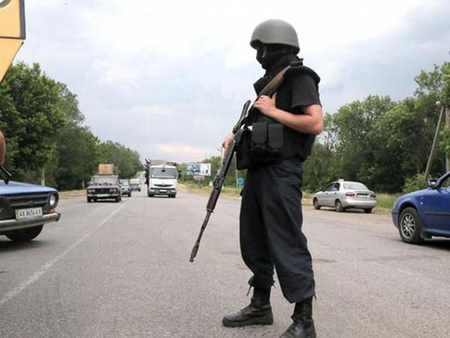 Терористи розсилають чоловікам повістки у свій "батальйон" (Фото)