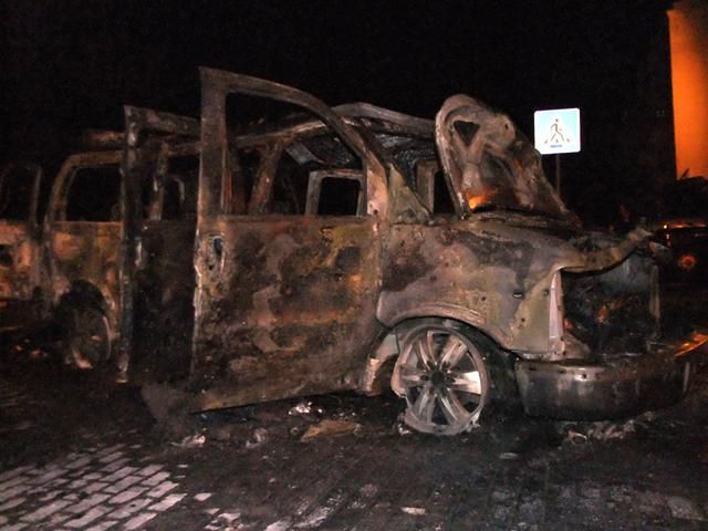 Последствия взрыва возле Донецкой ОГА (Фото)