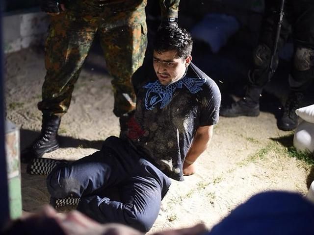 Бійці Ляшка затримали представника "Русской православной армии" з наркотиками (Фото) Бійці Ляшка затримали представника "Русской православной армии" з наркотиками (Фото)