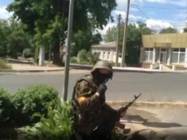 У лікарні Маріуполя потрапило троє людей з вогнепальними пораненнями