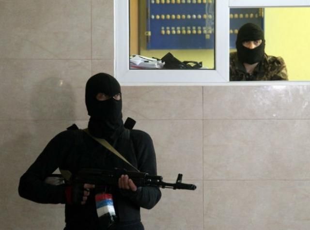 МВС закликало знімати обличчя терористів і поширювати відео в Інтернеті