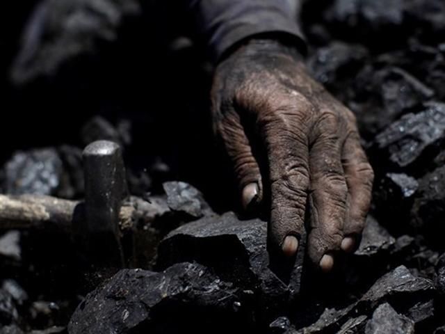 Спасатели нашли тела всех 9 горняков, погибших в Донецкой области Спасатели нашли тела всех 9 горняков, погибших в Донецкой области