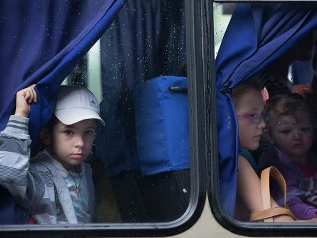 Діти-сироти зі Сніжного повернулися з Росії і відпочивають в Кривому Розі, — Донецька ОДА