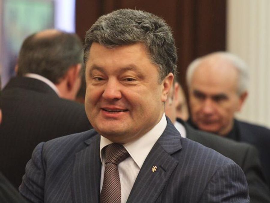 Порошенко доручив готувати його візит до Брюсселю 27 червня для підписання Угоди з ЄС Порошенко доручив готувати його візит до Брюсселю 27 червня для підписання Угоди з ЄС