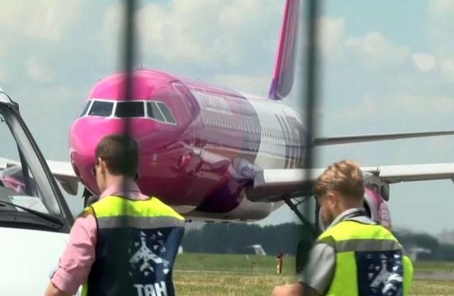 Аэропорту "Киев" исполнилось 90 лет Аэропорту "Киев" исполнилось 90 лет