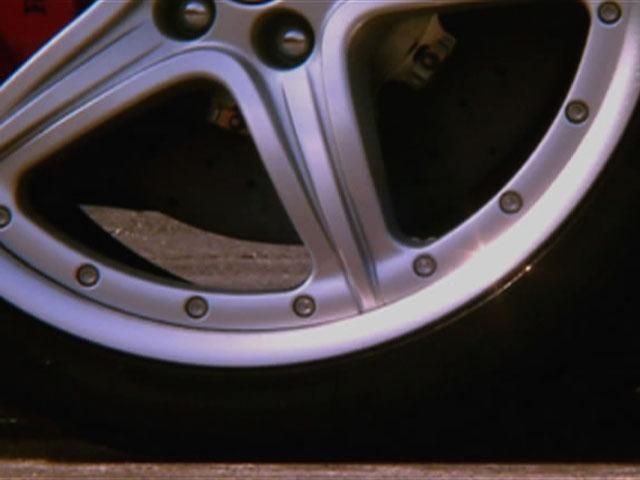 Как производят шины, которые в любую погоду обеспечивают контролируемую езду Как производят шины, которые в любую погоду обеспечивают контролируемую езду