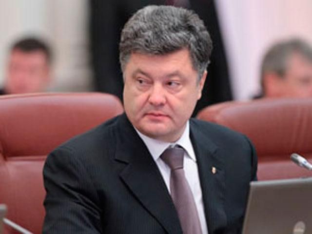 Порошенко обещает местные выборы на Донбассе сразу после изменений в Конституцию