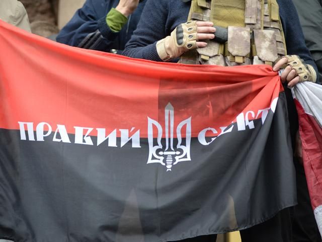 "Правый сектор" пикетирует Генпрокуратуру с требованием отставки прокурора Киева "Правый сектор" пикетирует Генпрокуратуру с требованием отставки прокурора Киева