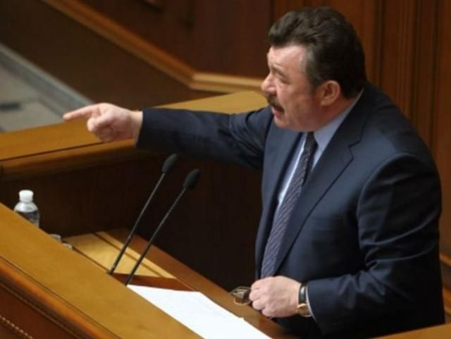 Сегодня границу Украины пересекли 900 боевиков, — экс-министр обороны Сегодня границу Украины пересекли 900 боевиков, — экс-министр обороны