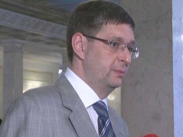 Склад парламенту не відповідає настроям суспільства, — народний депутат Склад парламенту не відповідає настроям суспільства, — народний депутат