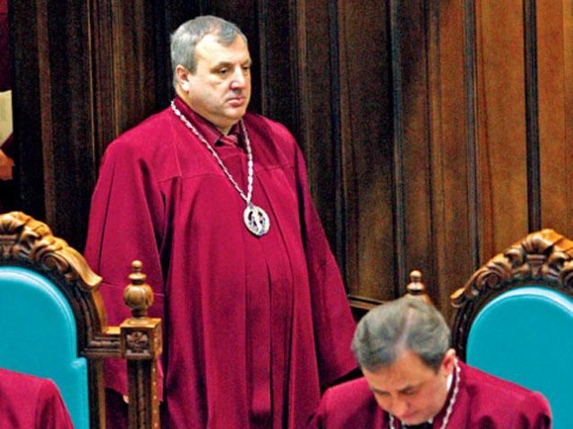 Судья из окружения Януковича вернулся в Конституционный суд, — СМИ Судья из окружения Януковича вернулся в Конституционный суд, — СМИ