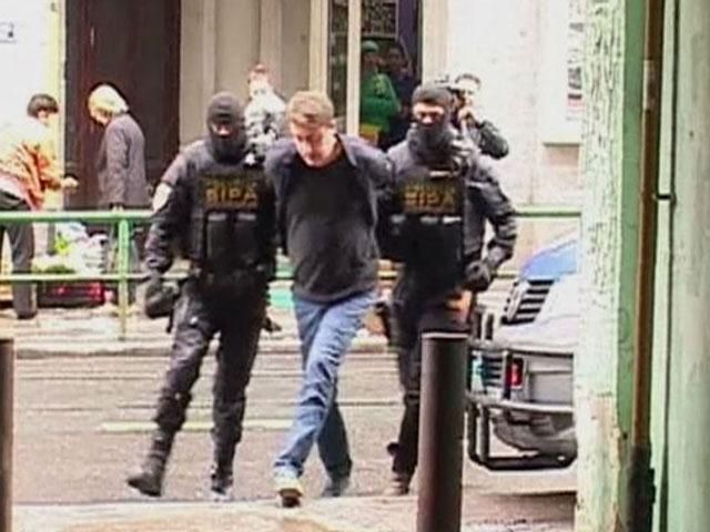 В Боснии по подозрению в коррупции задержано 54 госслужащих В Боснии по подозрению в коррупции задержано 54 госслужащих