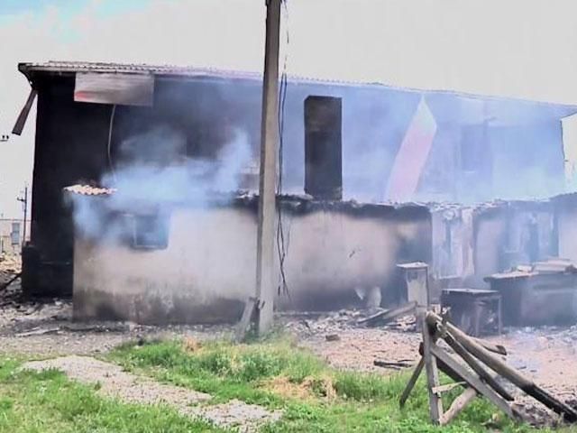 Под Ямполем идут бои: у террористов более 10 танков Под Ямполем идут бои: у террористов более 10 танков