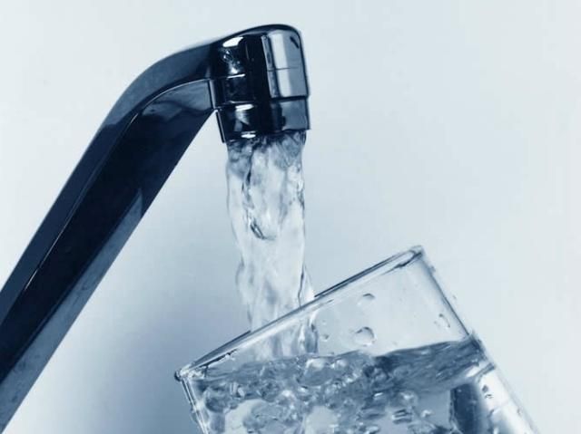 Тарифы на коммунальные услуги вырастут во всех регионах Украины, - Гройсман Тарифы на коммунальные услуги вырастут во всех регионах Украины, - Гройсман