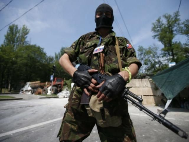 Террористы обстреливают рабочих, которые восстанавливают на Донбассе водопровод, — спикер АТО
