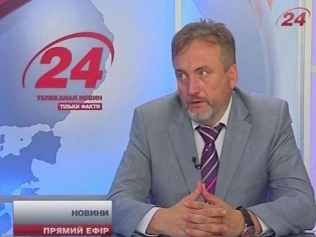 Бойовики мають своє обладнання і спеціалістів, які підключають російське телебачення, — експерт Бойовики мають своє обладнання і спеціалістів, які підключають російське телебачення, — експерт